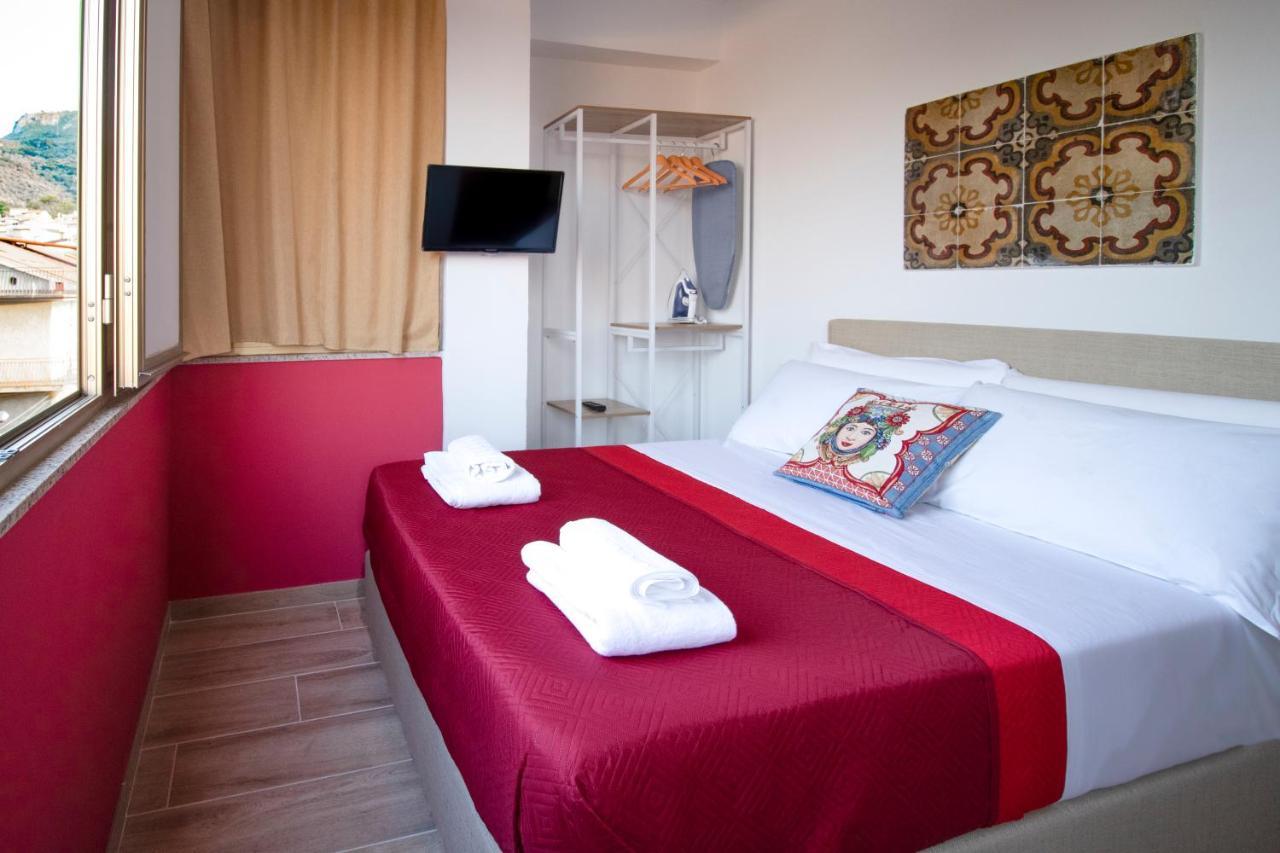 Duca D'Aosta Terrace, Skypool & Sauna Acquedolci Kültér fotó
